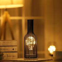 Retro klassieke ijzeren kunst LED tafellamp lezing lamp nachtlampje slaapkamer lamp Bureau verlichting huis decoratie lampenkap stijl: rode wijn fles