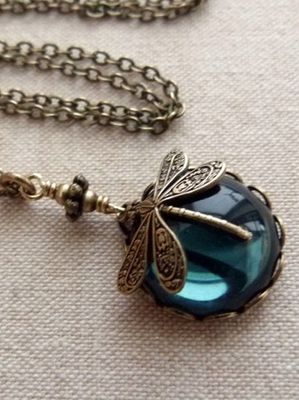 Ethnic Vintage Natural Crystal Dragonfly Pattern Necklace Sweater Chain Everyday Jewelry Bohemian Style Ethnic Vintage Natural Crystal Dragonfly Pattern Necklace Sweater Chain Everyday Jewelry Bohemian Style