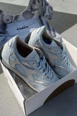 Diadora Heritage sneakers Equipe Revenge SW WN 201.182816 blue nile