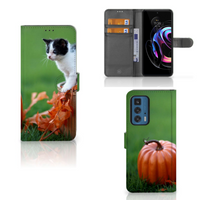 Motorola Edge 20 Pro Telefoonhoesje met Pasjes Kitten - thumbnail