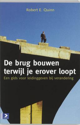 De brug bouwen terwijl je erover loopt (Paperback)