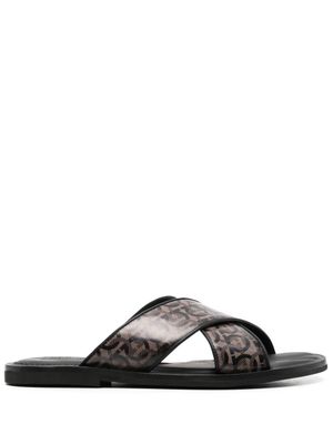 Ferragamo sandales Gancini à brides croisées - Noir