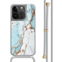 iPhone 13 Pro hoesje met grijs koord - Marmer lichtblauw iPhone 13 Pro hoesje met grijs koord - Marmer lichtblauw
