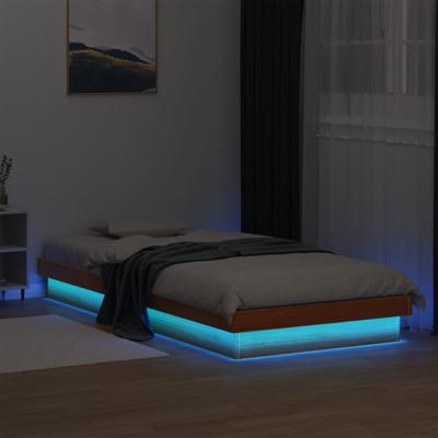 Bedframe met LED massief grenenhout wasbruin 90x190 cm