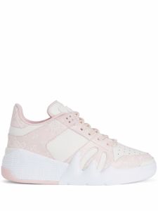 Giuseppe Zanotti baskets Talon à design à empiècements - Rose