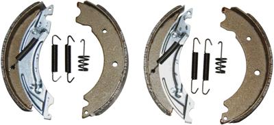 BPW Brake shoe set .