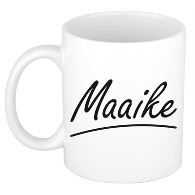 Maaike Naam koffiemok - beker - met sierlijke letters - wit - 300 ml - Cadeau - Dames