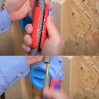 Flexbuis snijder voor het afkorten flexibele buis met en zonder draad in een handomdraai Knipex - thumbnail
