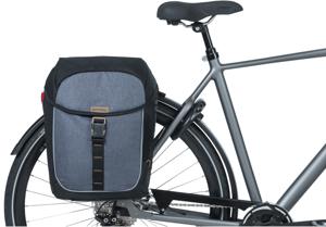 Basil Miles Double Bag Dubbele fietstas, unisex, sportief, 34L, waterdicht, zwart