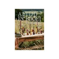 Kitchen Trend Products Boek 'Altijd in bloei' Hardcover, 224 blz. - (ISBN:9789089899125)