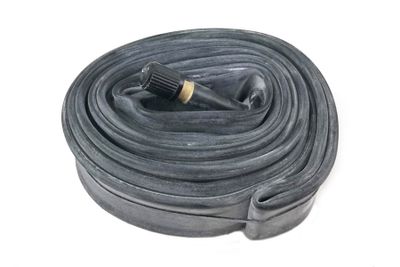Mitas 650x28C Schrader Binnenband 40mm Mitas 650x28C Schrader Binnenband 40mm