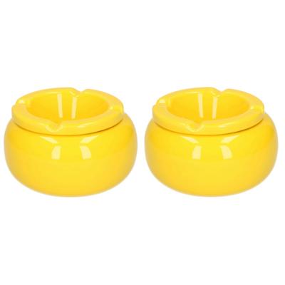 Stormasbak - 2x stuks - geel - rond - 11 cm - keramiek - asbak voor buiten - terras asbak