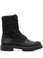 Tommy Hilfiger bottes lacées à logo embossé - Noir