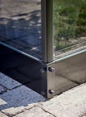 Fundering Halls Qube LT muurkas - zwart
