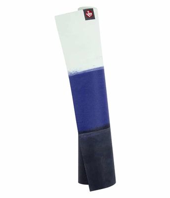 Manduka eKO SuperLite Yogamat Rubber Zwart-Blauw-Wit - 1.5 mm - Surf Stripe - 180 x 61 cm