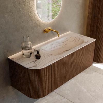 Badmeubel Mondiaz Kurve-Dlux | 115 cm | Meubelkleur Walnut | Wastafelkleur Nata | Solid surface | Wasbak rechter zijde spoelbak | Zonder kraangat(en)