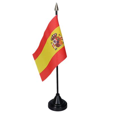 Vlag Spanje tafelvlaggetjes - 1x stuks - 10 x 15 cm vlag - met zwarte standaard