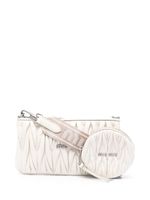 Miu Miu pochette matelassée à plaque logo - Blanc Miu Miu pochette matelassée à plaque logo - Blanc