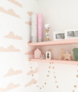 Behang Sweet Clouds Rol Pink