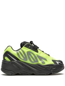 Adidas Yeezy Kids baskets Yeezy Boost 700 MNVN - Vert