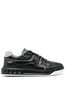 Valentino Garavani One Stud low-top sneakers - Zwart