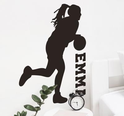 Muurstickers tienerkamer basketbalspeelster met naam