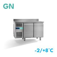 Dieptekoelwerkbank | 2 deurs GN | werkblad met opstaande rand | stekkerklaar