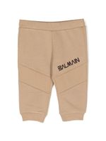 Balmain Kids pantalon de jogging à logo imprimé - Marron - thumbnail