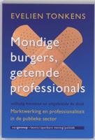 Mondige burgers, getemde professionals (Paperback)
