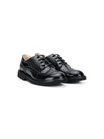 Andrea Montelpare richelieus en cuir verni - Noir