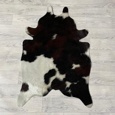 Kleine koeienhuid bruin wit zwart (Normandiër) 90x60cm