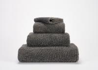 Abyss & Habidecor Abyss & Habidecor Super Pile Handdoek 55x100 920 gris Abyss & Habidecor Abyss & Habidecor Super Pile Handdoek 55x100 920 gris