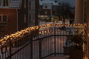 Konstsmide 3871-830 Lichtketting Buiten Energielabel: E (A - G) werkt op het lichtnet Aantal lampen 1500 LED Barnsteen Verlichte lengte: 32.98 m Frosted