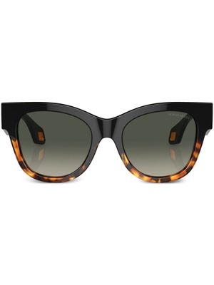 Giorgio Armani lunettes de soleil à monture papillon - Noir