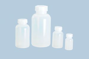 Hunersdorff Fles met wijde hals | totale hoogte 154 mm totaal d. 77 mm | polyethyleen (LDPE) natuurlijke kleuren | vulopening d. 39,2 mm | inhoud 500