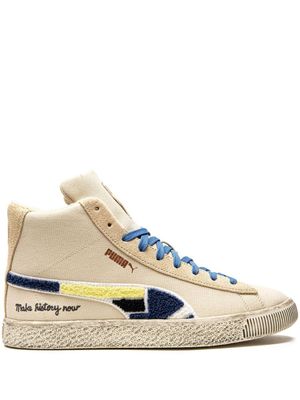 PUMA x Black Fives baskets mi-montantes Clyde - Tons neutres