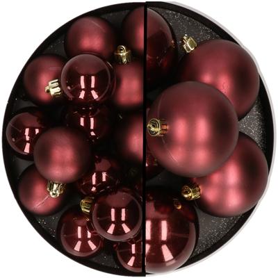 Decoris Kerstballen - kunststof - 18x stuks - mahonie bruin - 6 en 8 cm