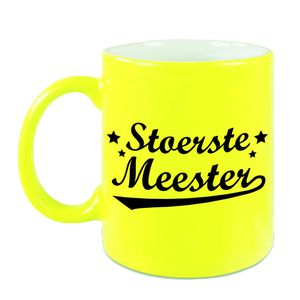 Stoerste meester beker / mok neon geel 330 ml - Meesterdag/einde schooljaar cadeau   -