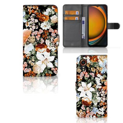 Hoesje voor Samsung Galaxy Xcover 7 Dark Flowers Hoesje voor Samsung Galaxy Xcover 7 Dark Flowers