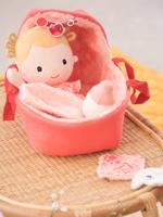 Baby Lena en haar wiegje - LILLIPUTIENS rozen