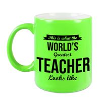 Worlds Greatest Teacher cadeau koffiemok / theebeker voor leraar / lerares neon groen 330 ml    -