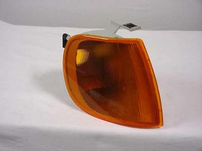 Knipperlicht rechts voor tot 9/'99 ORANJE inclusief LAMPHOUDER 5824902
