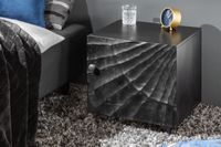 Massief nachtkastje SCORPION 50 cm zwart mangohouten bijzettafeltje met 3D-houtsnijwerk - 40430