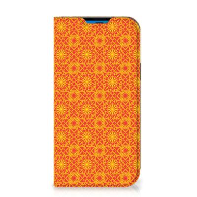 iPhone 14 Pro | Hoesje met Magneet | Batik Oranje
