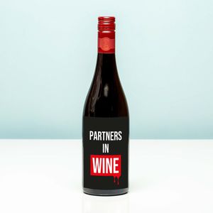 Wijnfles Partners in wine - Rood (Merlot)