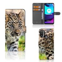 Motorola Moto E20 | E30 | E40 | Telefoonhoesje | Met pasjeshouder | Baby Luipaard