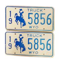 Wyoming Truck Kentekenplaten - 1975 - Origineel (Set van 2) Wyoming Truck Kentekenplaten - 1975 - Origineel (Set van 2)