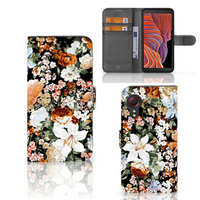 Hoesje voor Samsung Galaxy Xcover 5 Dark Flowers - thumbnail
