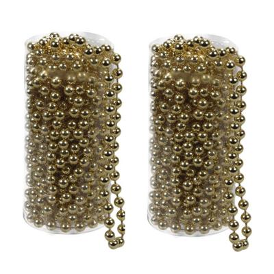 Kralenslinger - 2x stuks - goud - kunststof - 8 meter - kerstversiering/kerstslingers