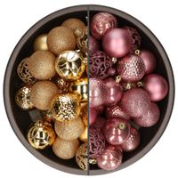 74x stuks kunststof kerstballen mix van goud en oudroze 6 cm